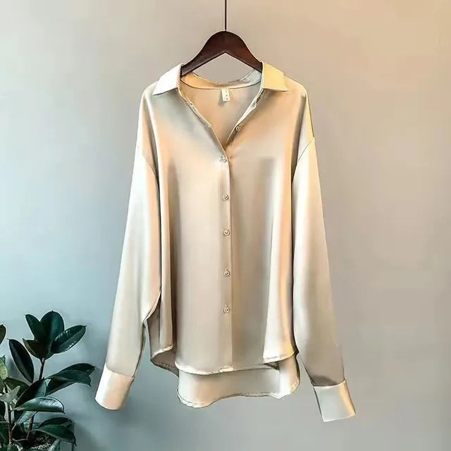 Satijne blouse met lange mouwen